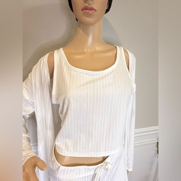 NWOT White Ribbed Lounge 3 piece  Set - Picture 5 of 5